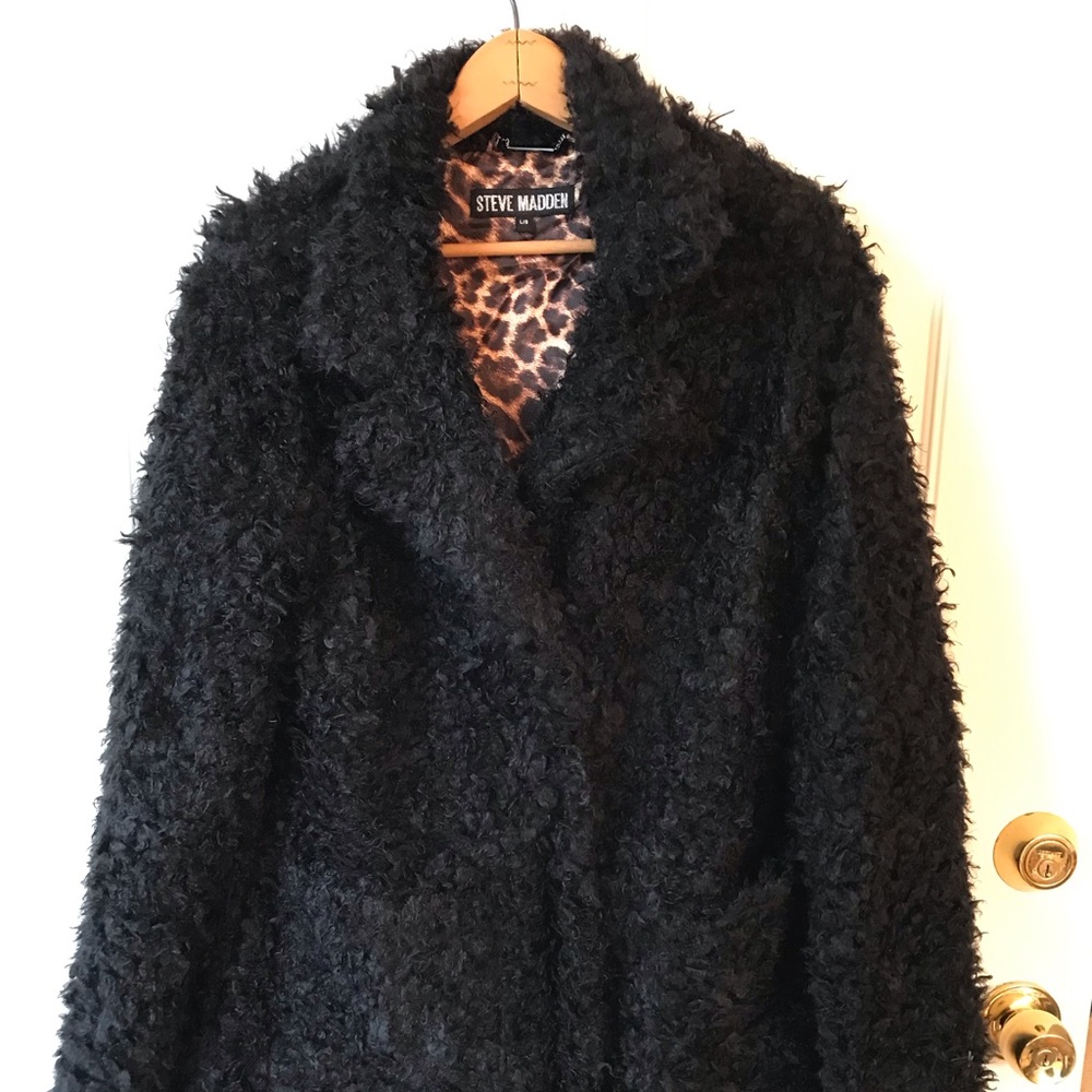 NEW STEVE MADDEN  Black Shaggy Faux Fur Coat Sz Lg